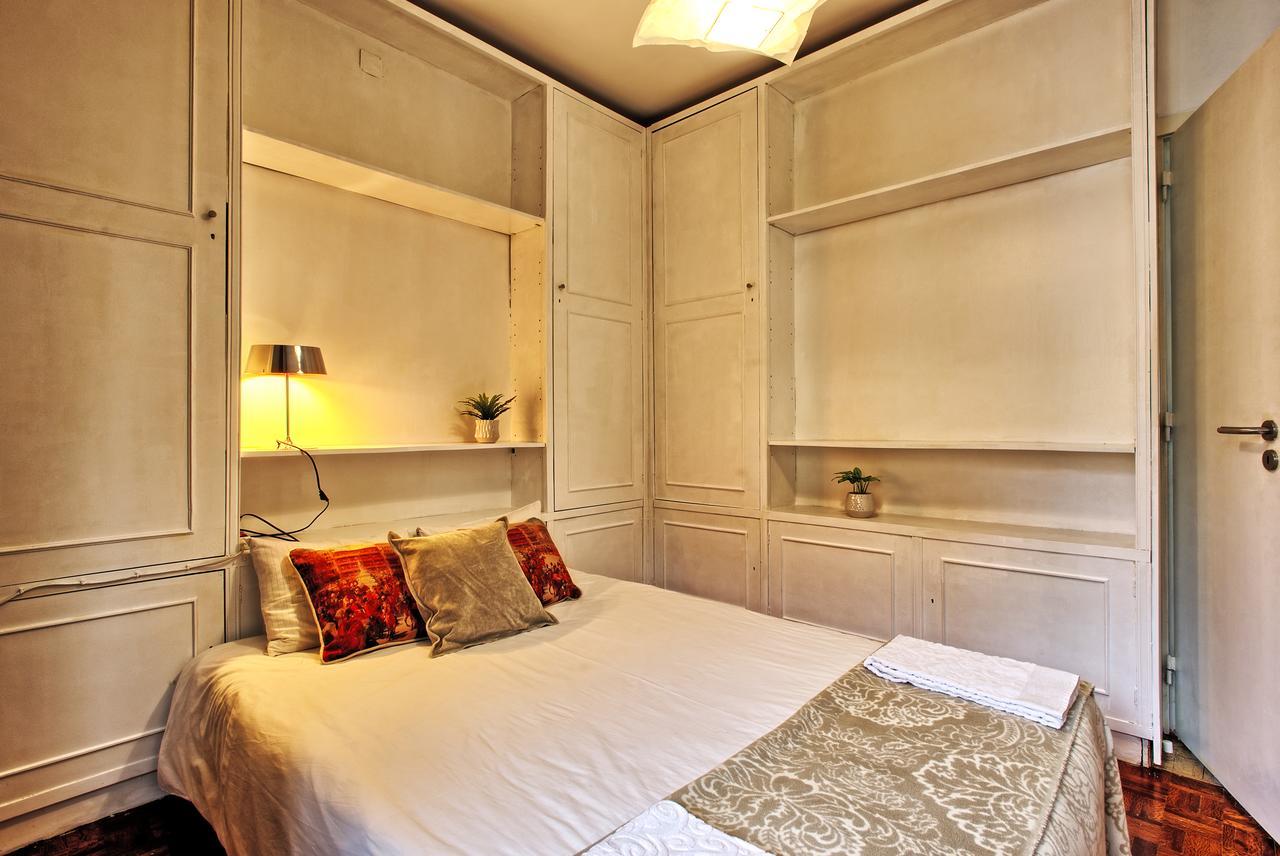 Sao Pedro 30 Guests Apartment Lisbon Exterior photo
